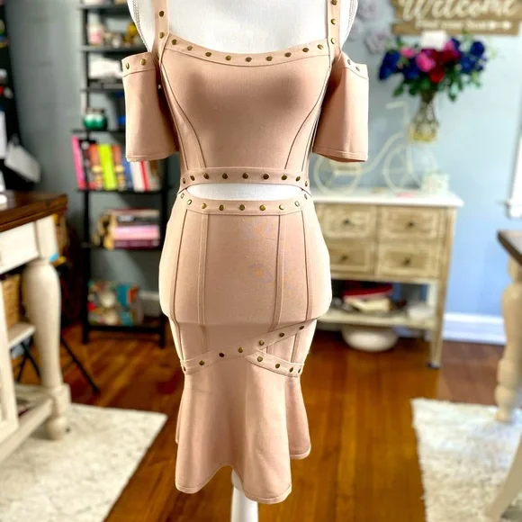 Italian Brand Dresses | Gorgeous Dress. Special For Events. Fits Like A Glove | Color: Cream | Size: M | Cezmalli_Dajana's Closet